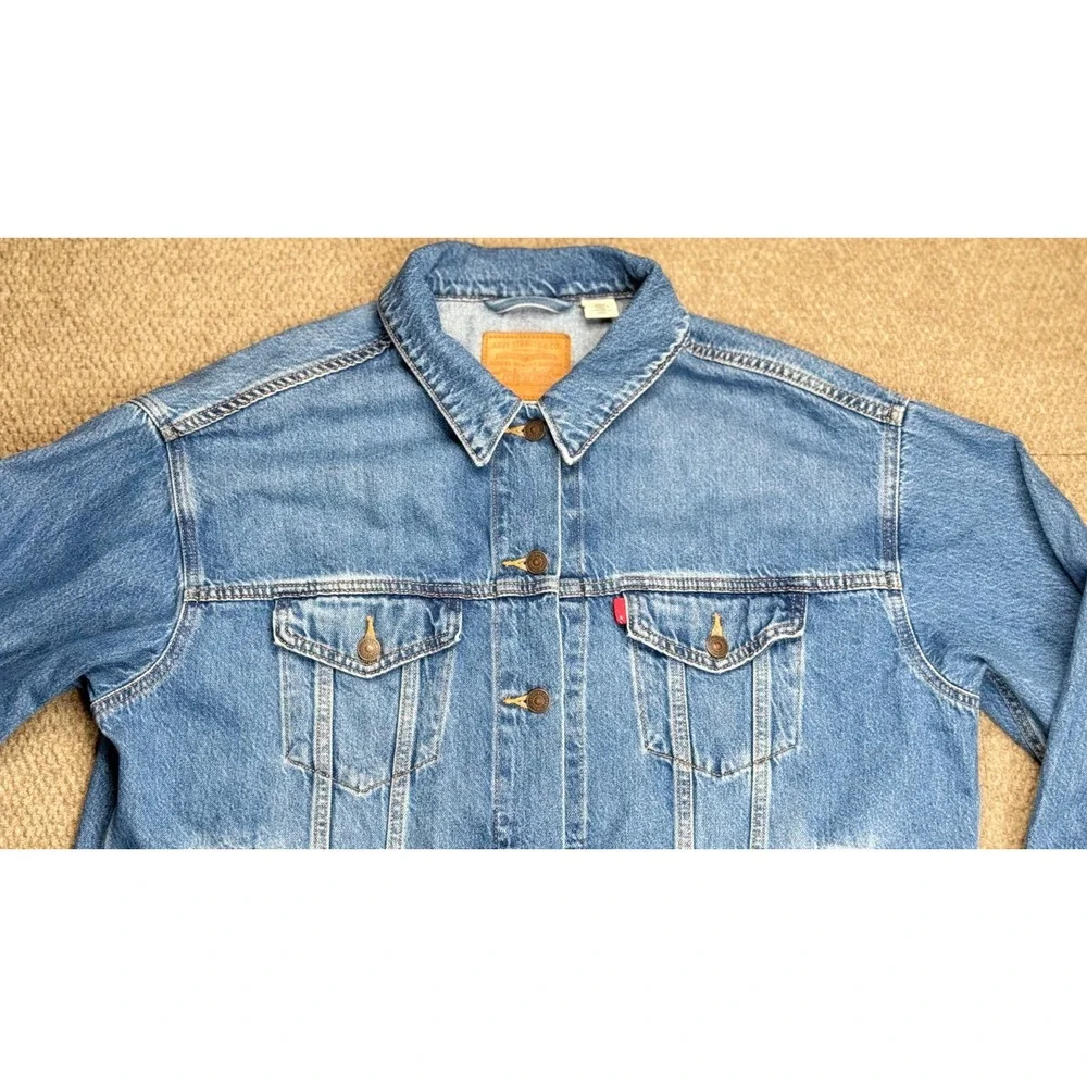 Levi's Premium Men's Button Up Long Sleeve Trucker Denim Jacket Size Medium‎